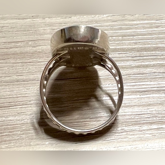 Vintage Designer H. Smith Sterling Silver Abstract Turquoise Inlay Ring, Size 6 - Picture 5 of 11